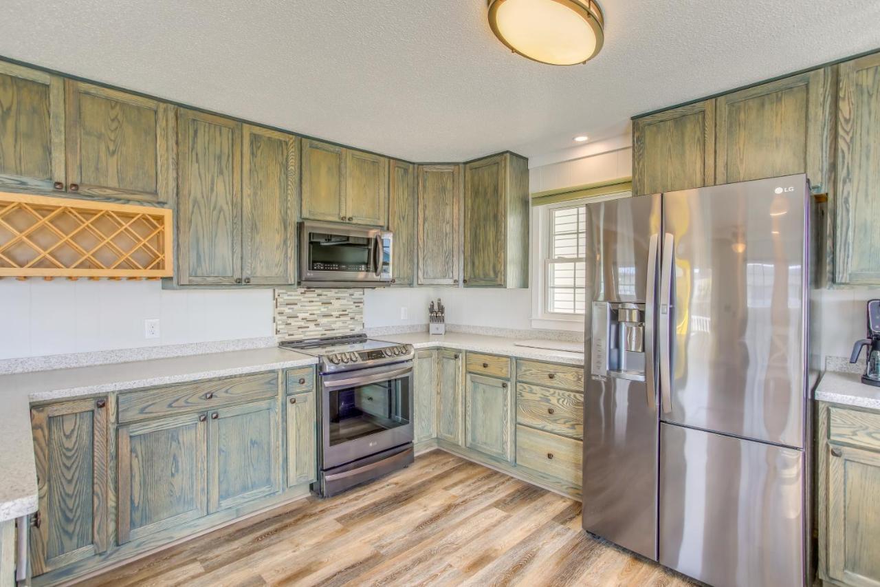Waterfront North Myrtle Beach Home With Pool And Deck Exterior foto